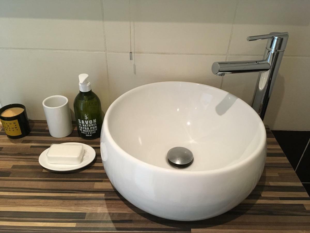 Cosy One-Bedroom Apartment -Stayinantibes- Le Cosy エクステリア 写真