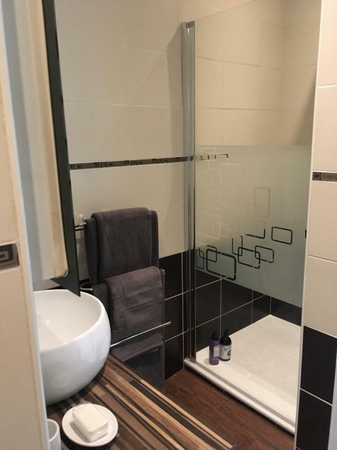 Cosy One-Bedroom Apartment -Stayinantibes- Le Cosy エクステリア 写真
